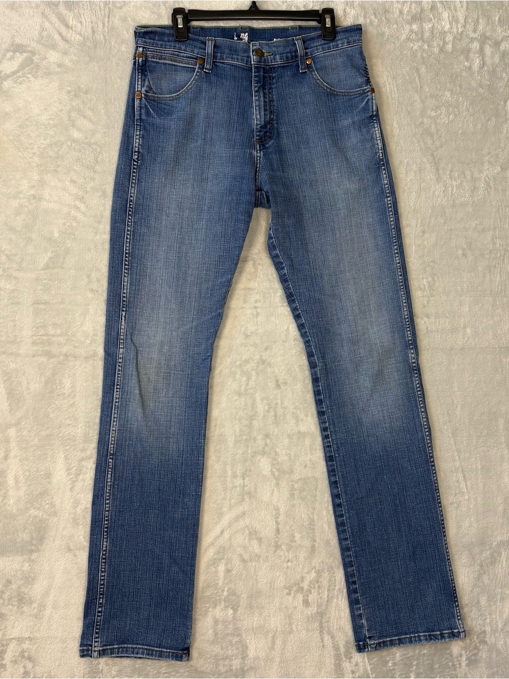Wrangler Retro Men's 88MWZ  Medium Wash Slim Straight Stretch Denim 32x34